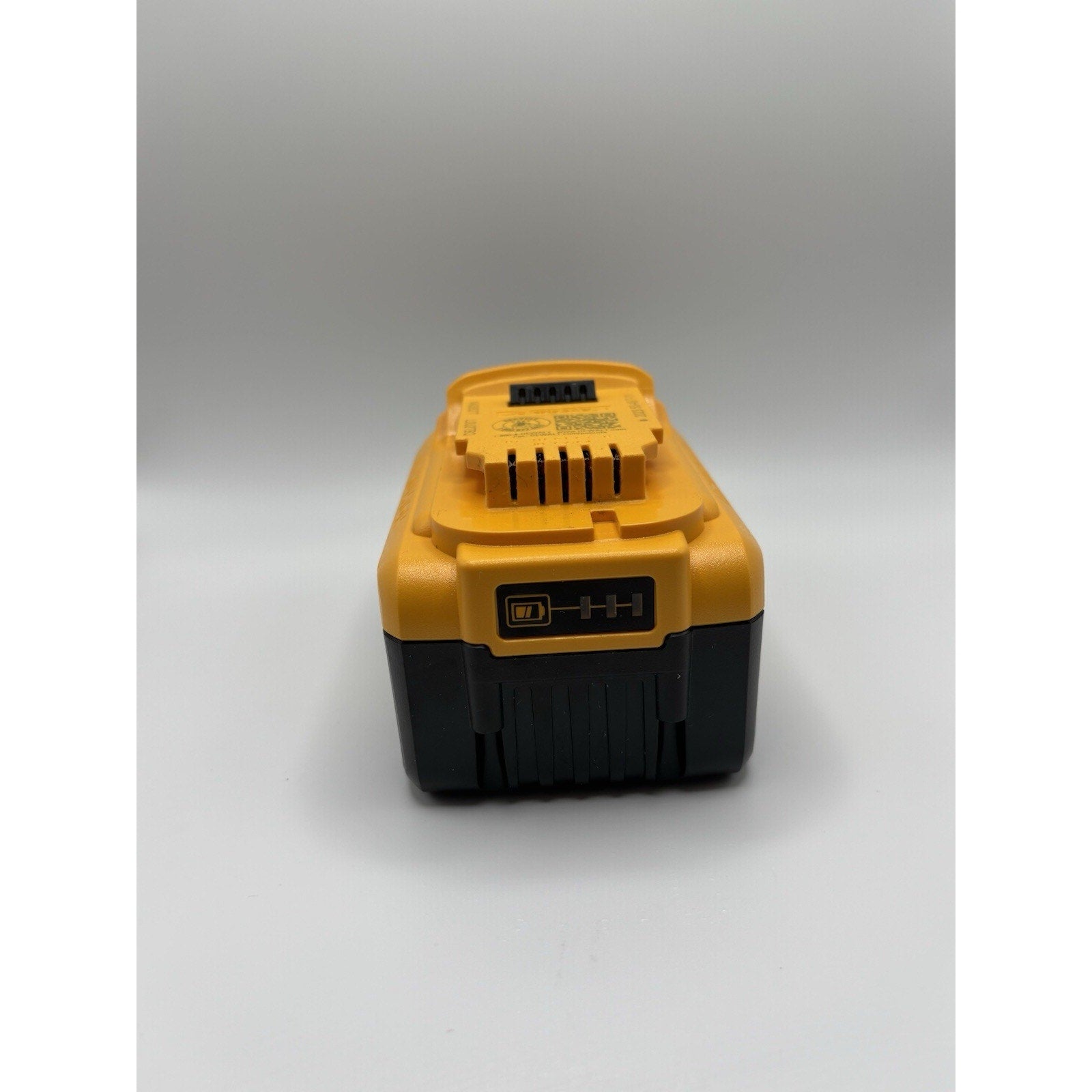 DEWALT MAX XR 20V Li-Ion Battery - DCB210