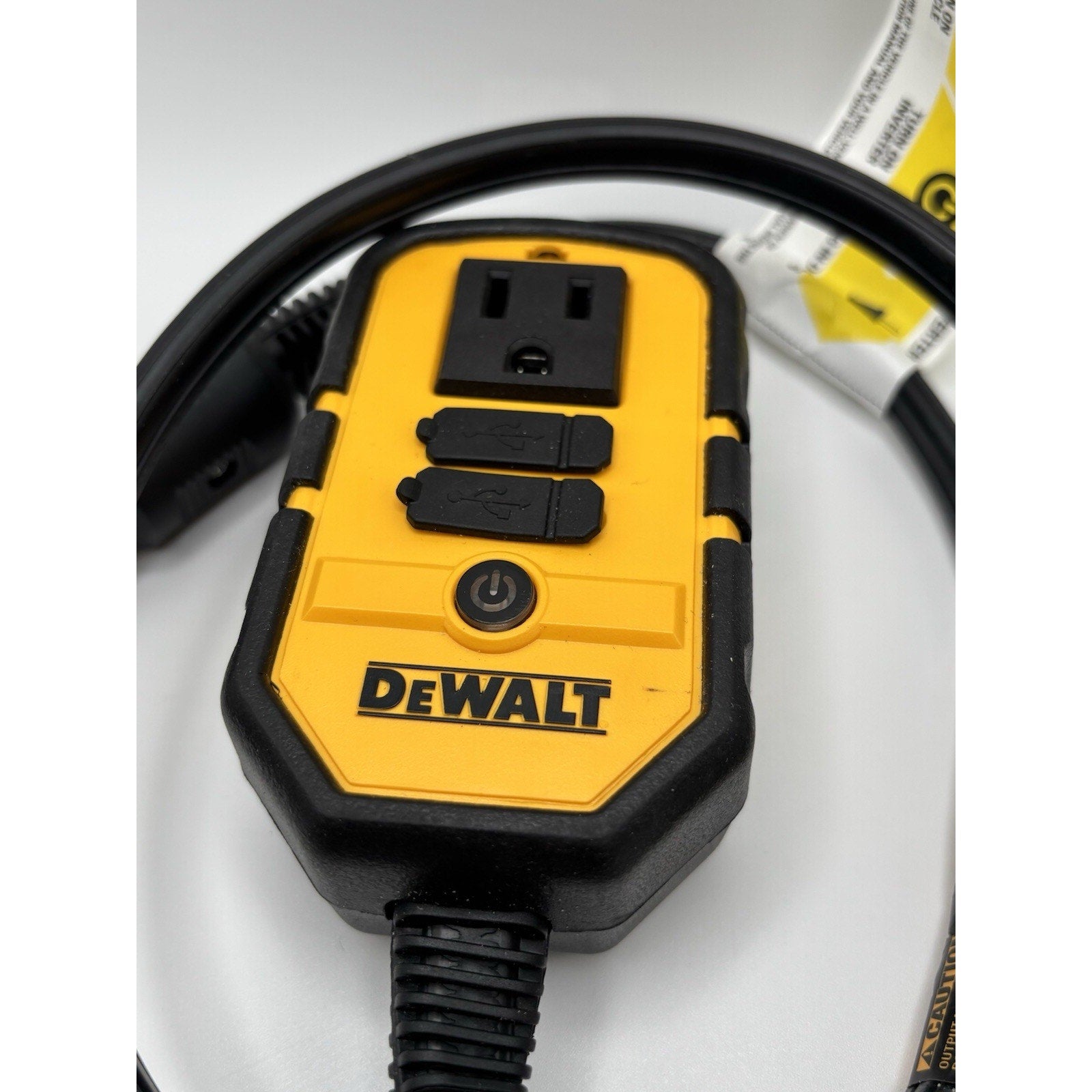 DeWalt 140 Watt Portable Power Inverter for Car with Dual USB Ports