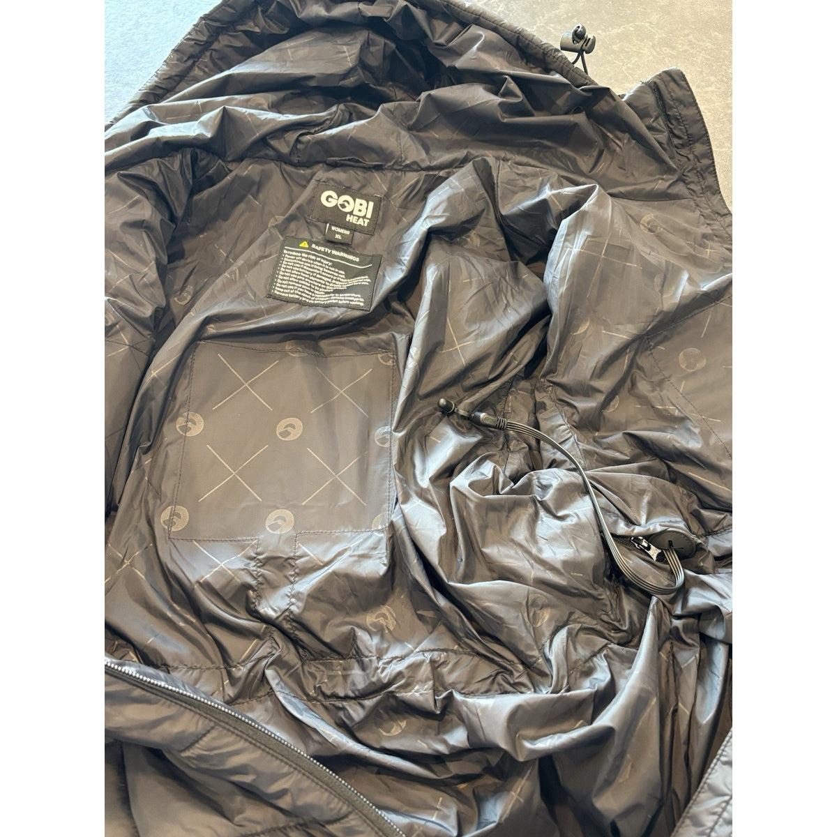 GOBI Woman’s XL heated Puffer coat