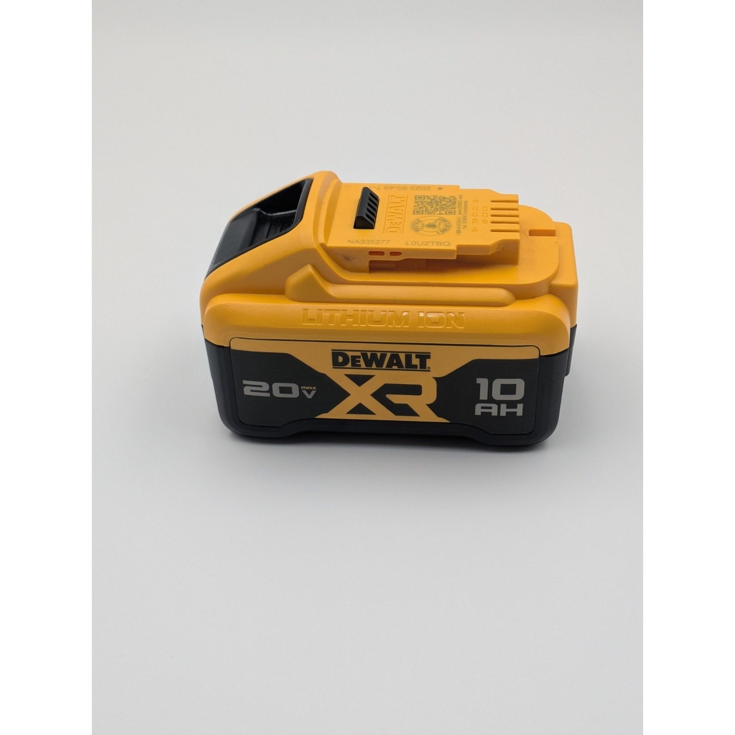 DEWALT MAX XR 20V Li-Ion Battery - DCB210