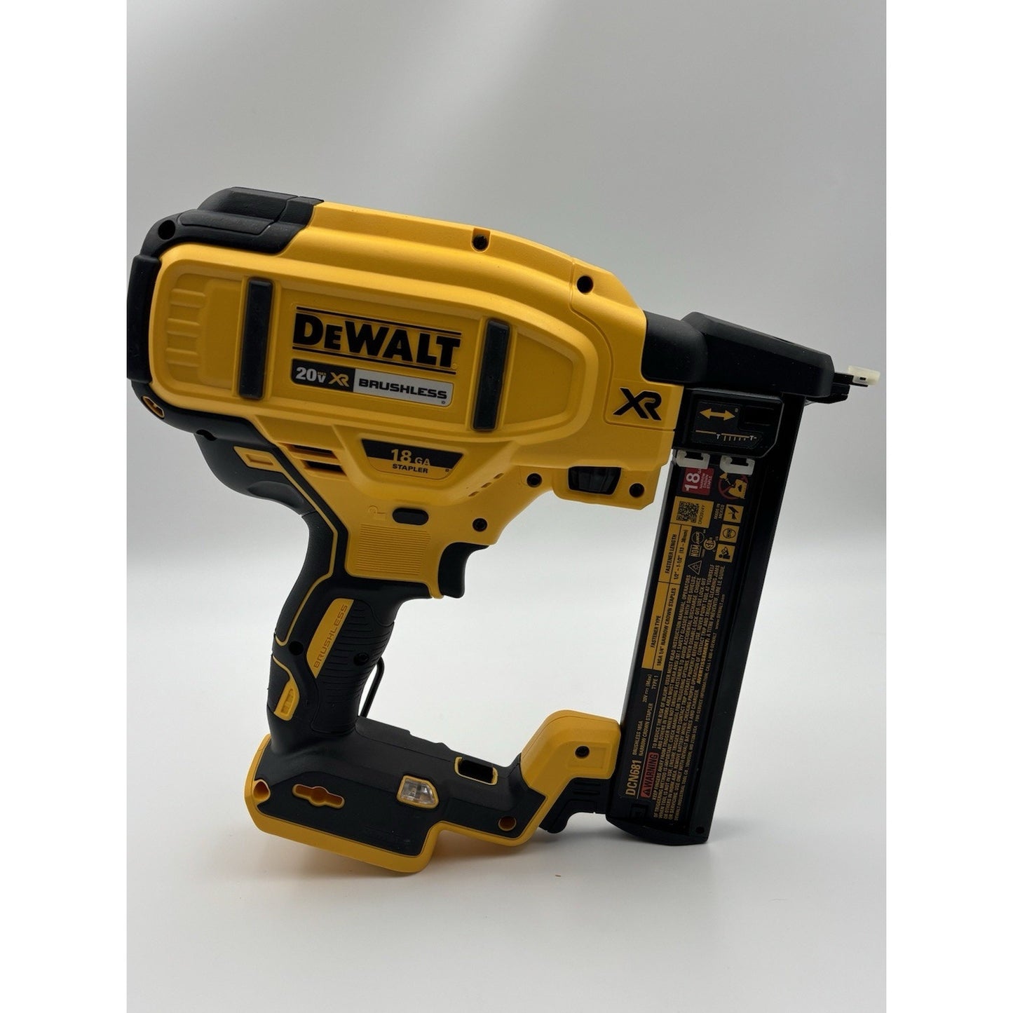 DEWALT DCN681 20V MAX XR 18 GA Cordless Narrow Crown Stapler
