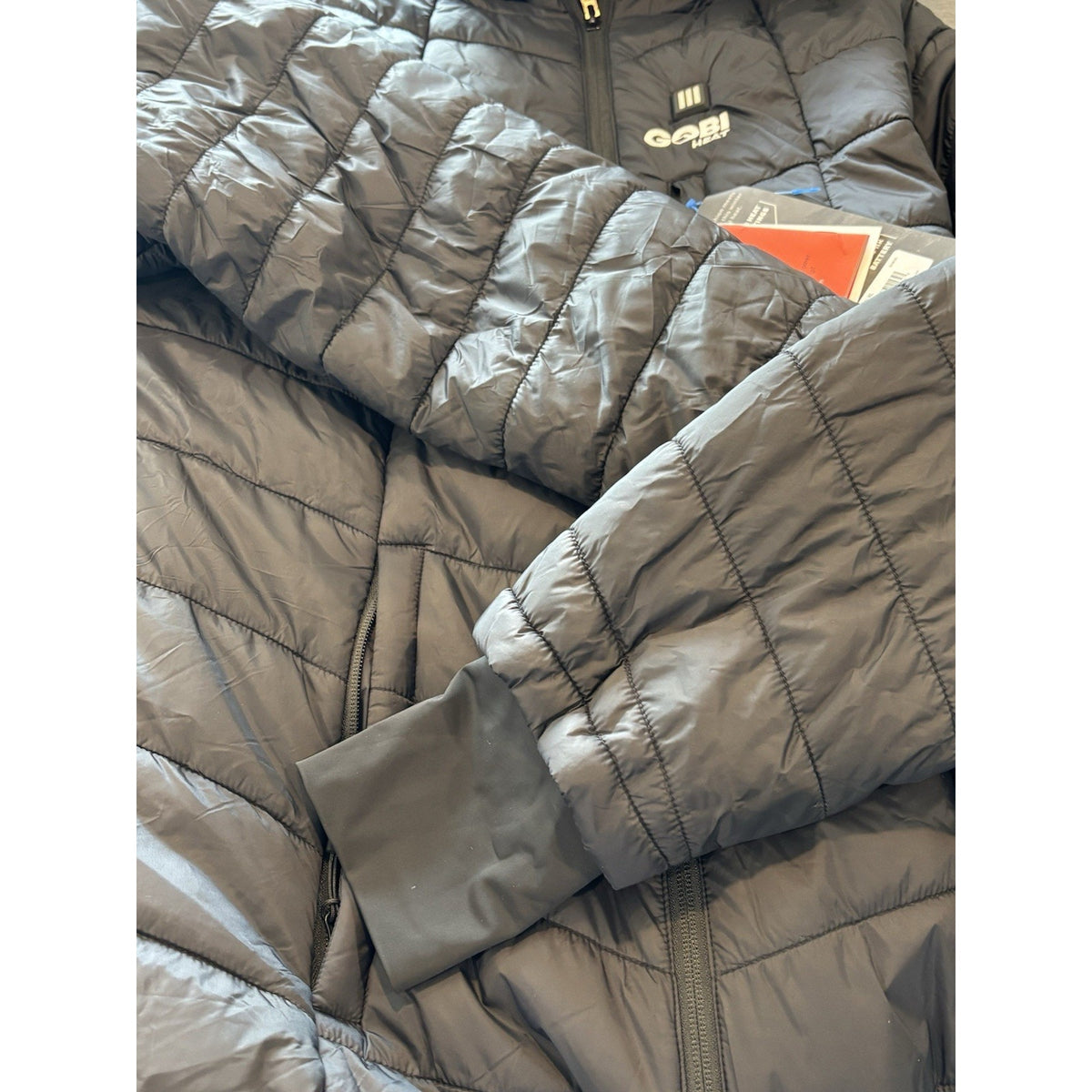 GOBI Woman’s XL heated Puffer coat