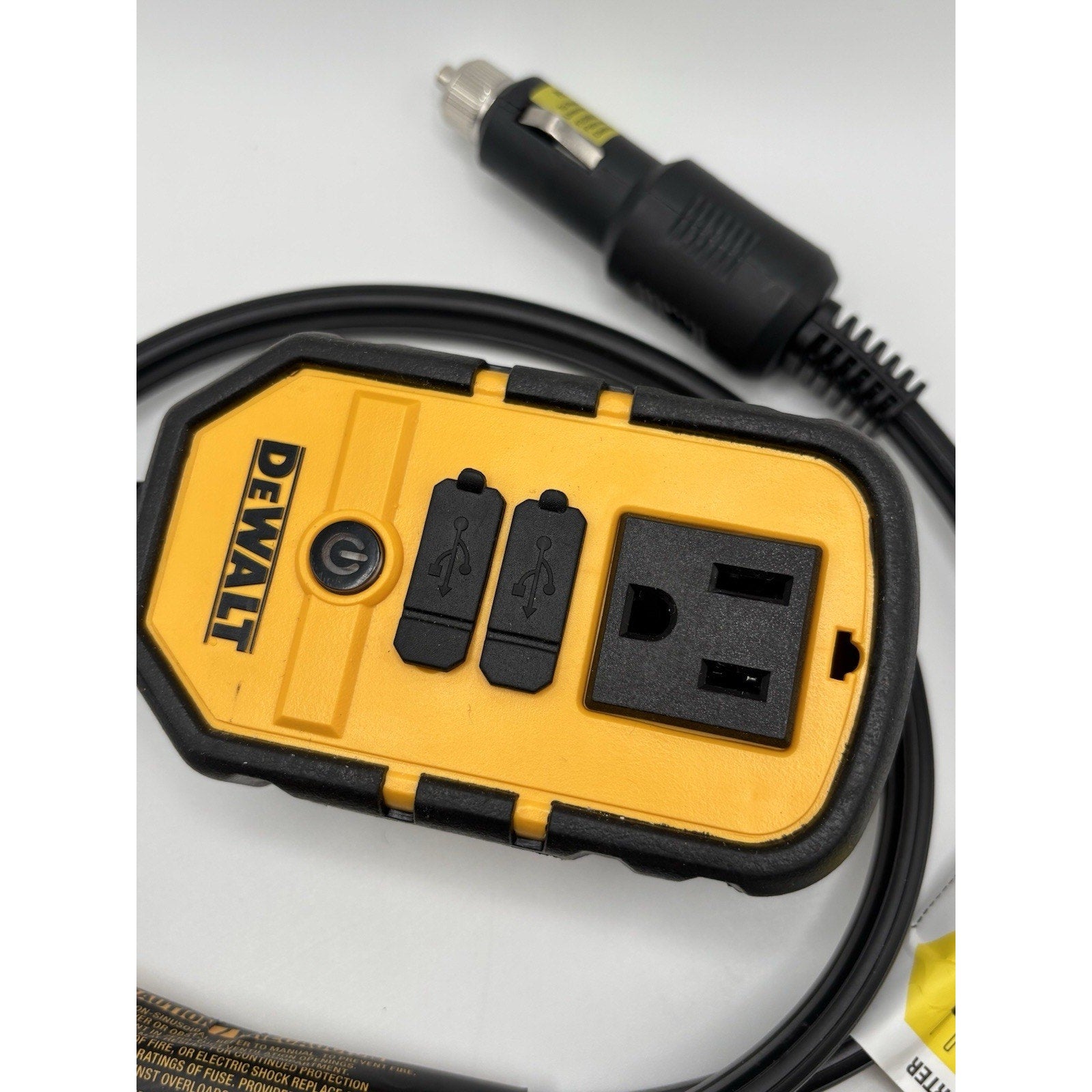 DeWalt 140 Watt Portable Power Inverter for Car with Dual USB Ports