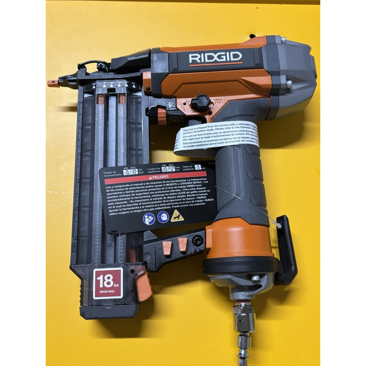 RIDGID AT161001 Pneumatic 18 Gauge Brad Nailer - Brad Nail Type