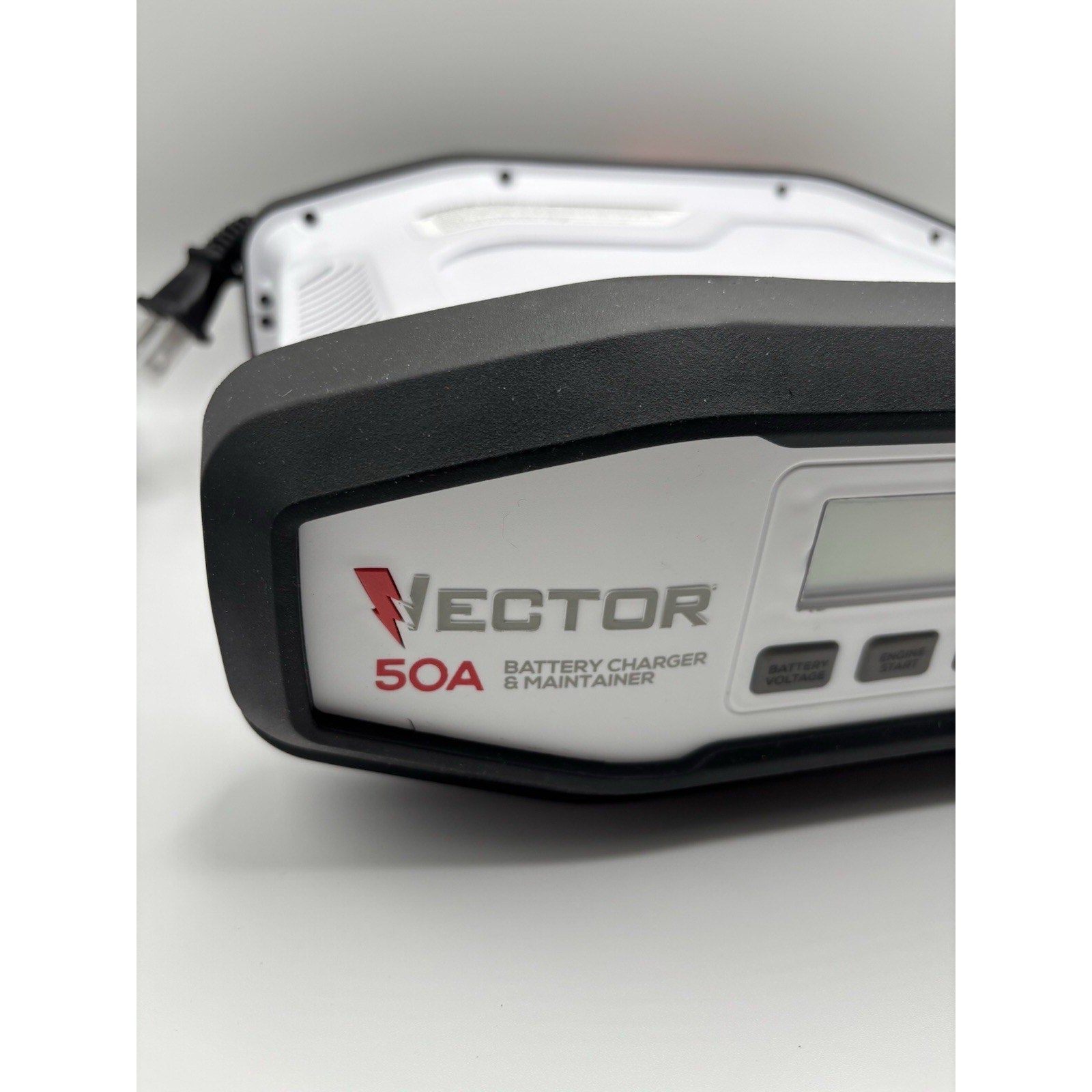 VECTOR 50 Amp Battery Charger/Maintainer