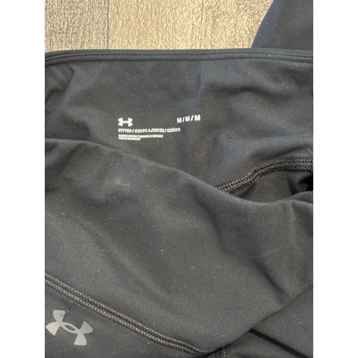 Under Armour Women’s Black Ankle Leggings M Pockets Stretch Logo 23" Inseam