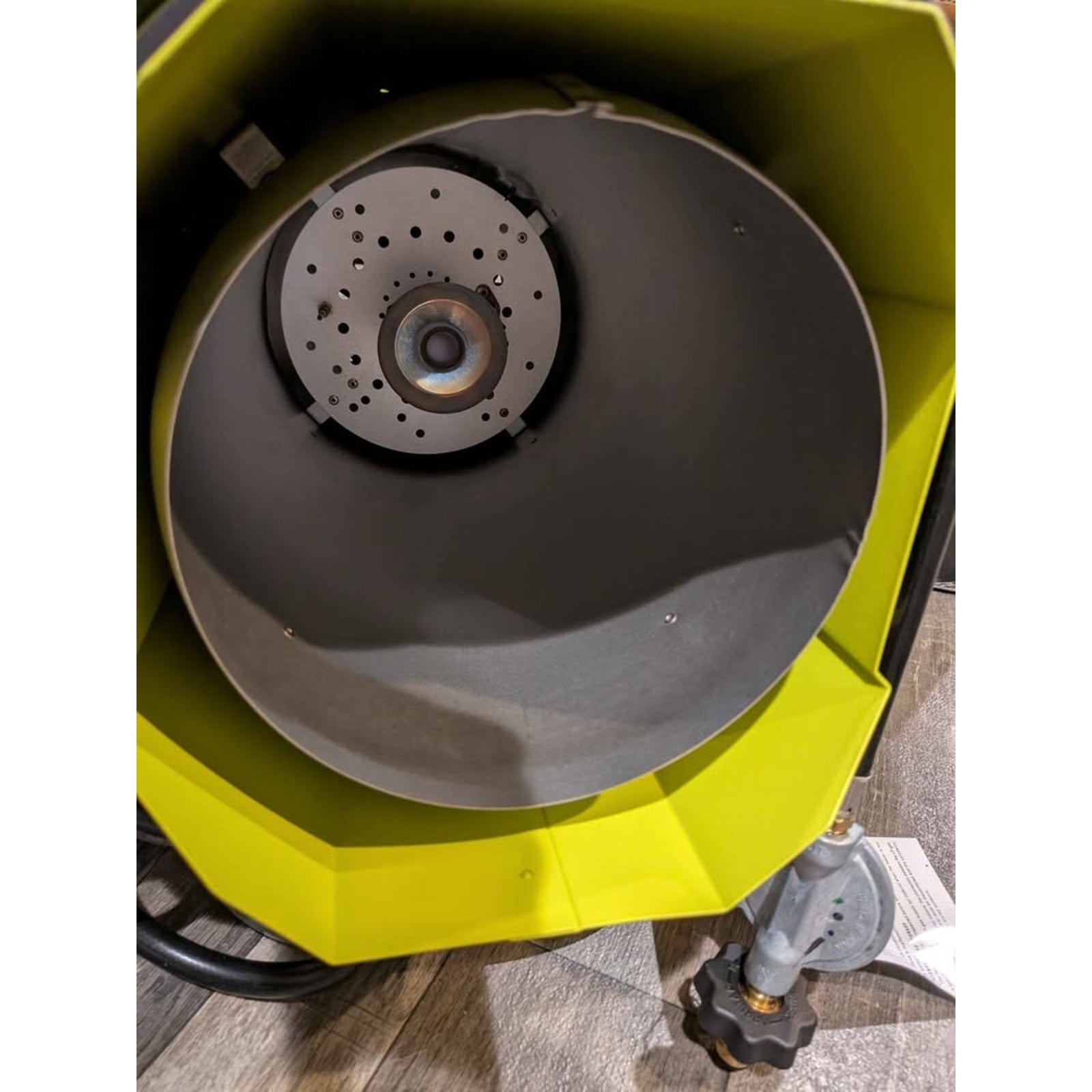 Ryobi - ONE+ HP 18V Brushless Cordless 125K BTU Hybrid Forced Air Propane Heater W/Battery
