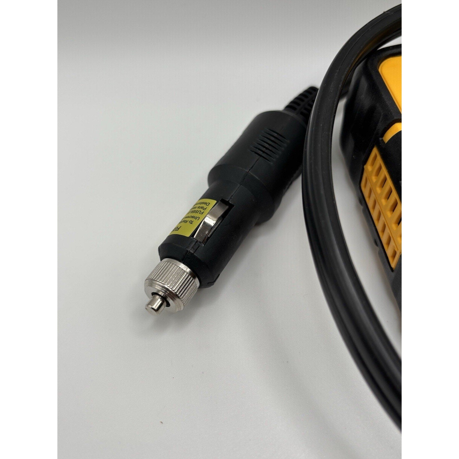 DeWalt 140 Watt Portable Power Inverter for Car with Dual USB Ports