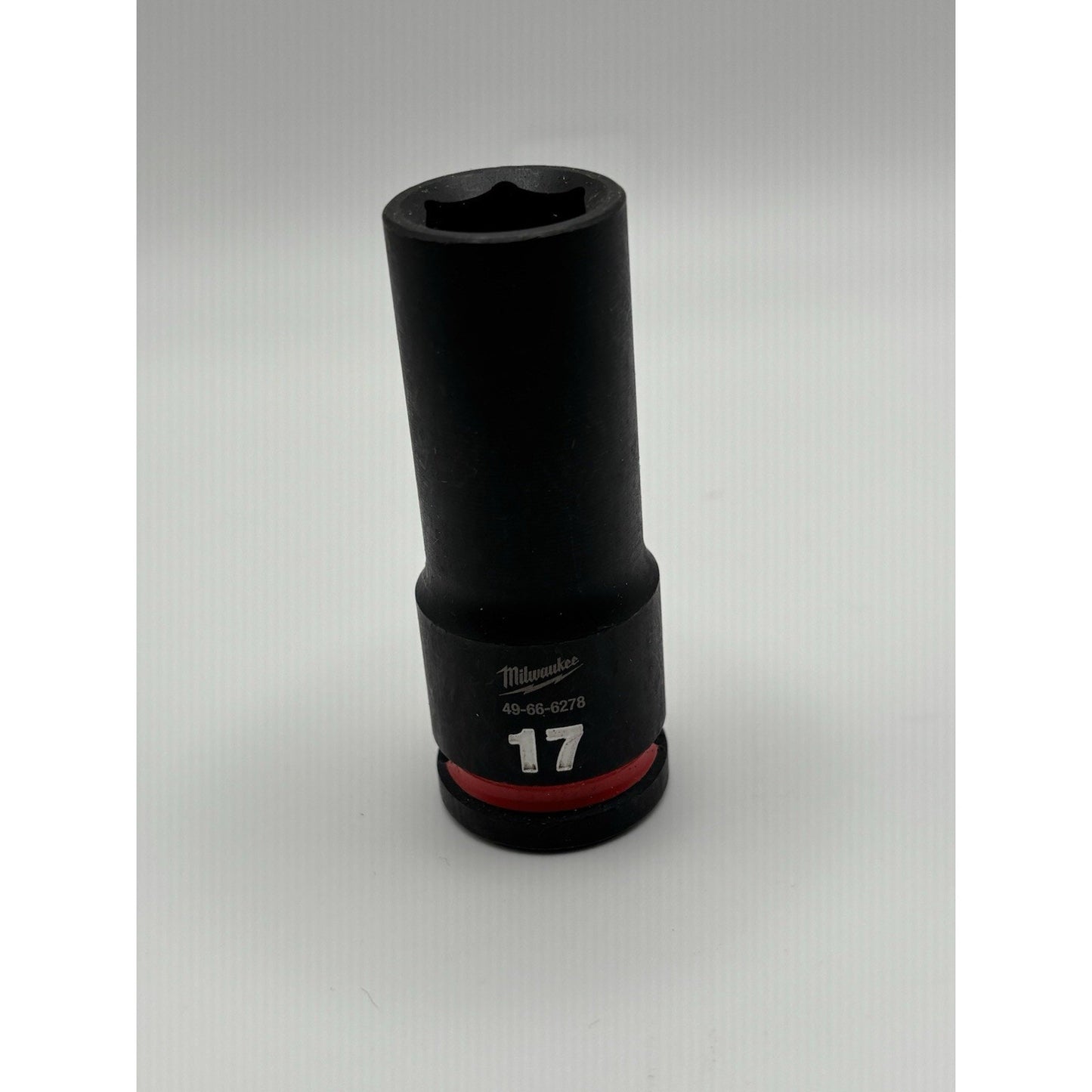 Milwaukee 17mm SHOCKWAVE Impact 1/2" Drive Metric Deep 6-Point