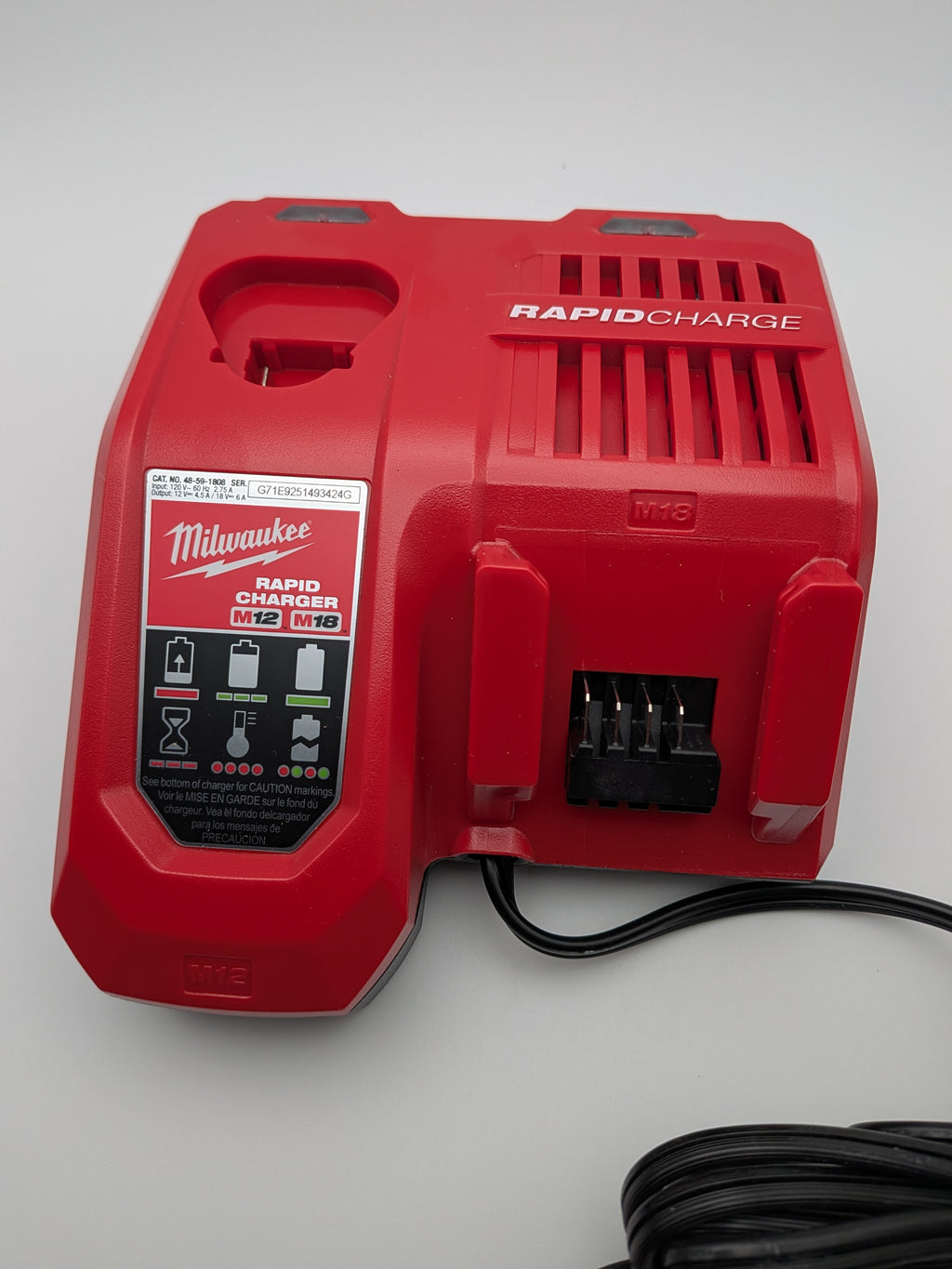 Milwaukee M12 & M18 Multi-Voltage Rapid Charger (48-59-1808) 🔋