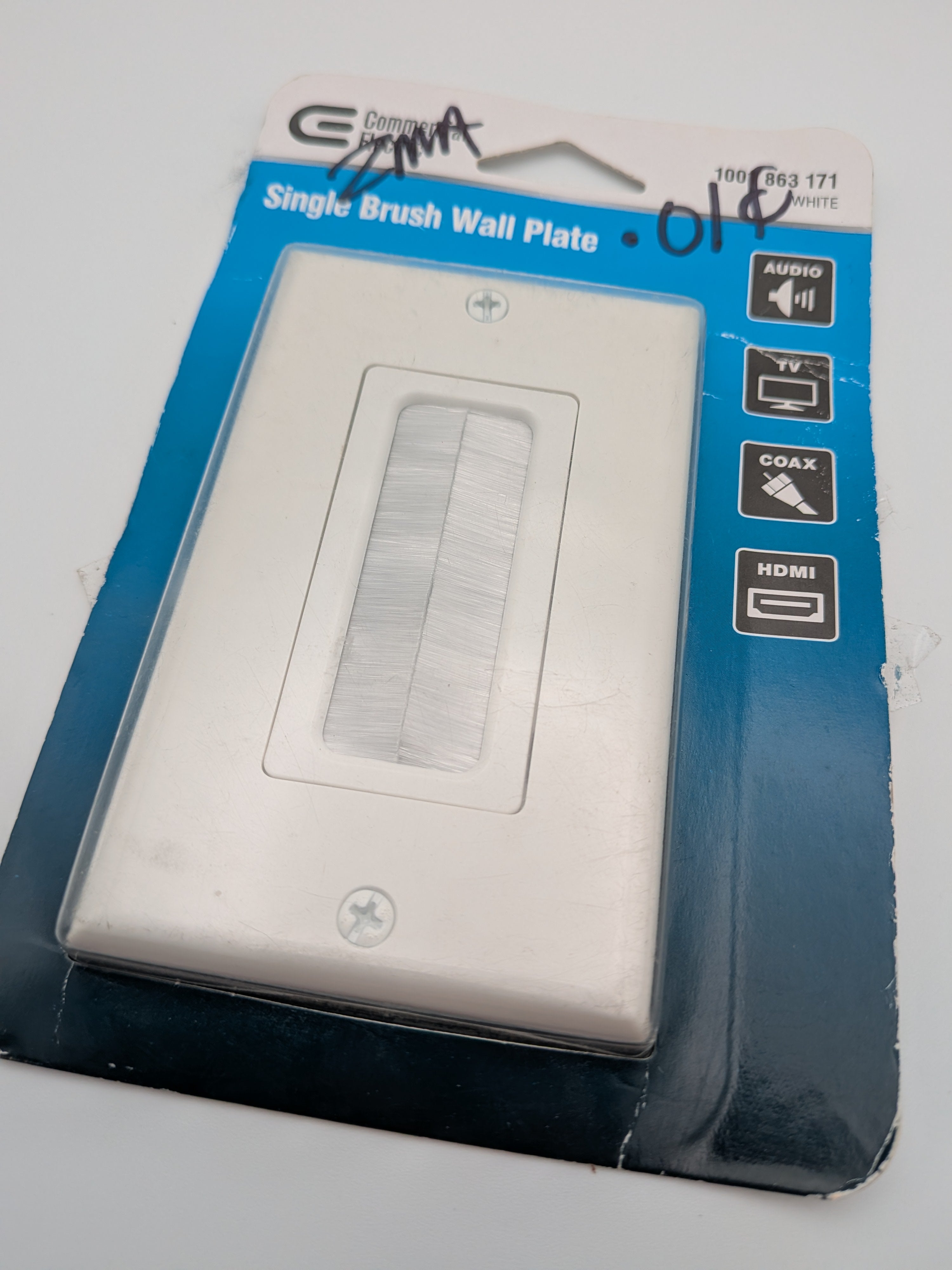 1-Gang Brush Plastic Wall Plate, White