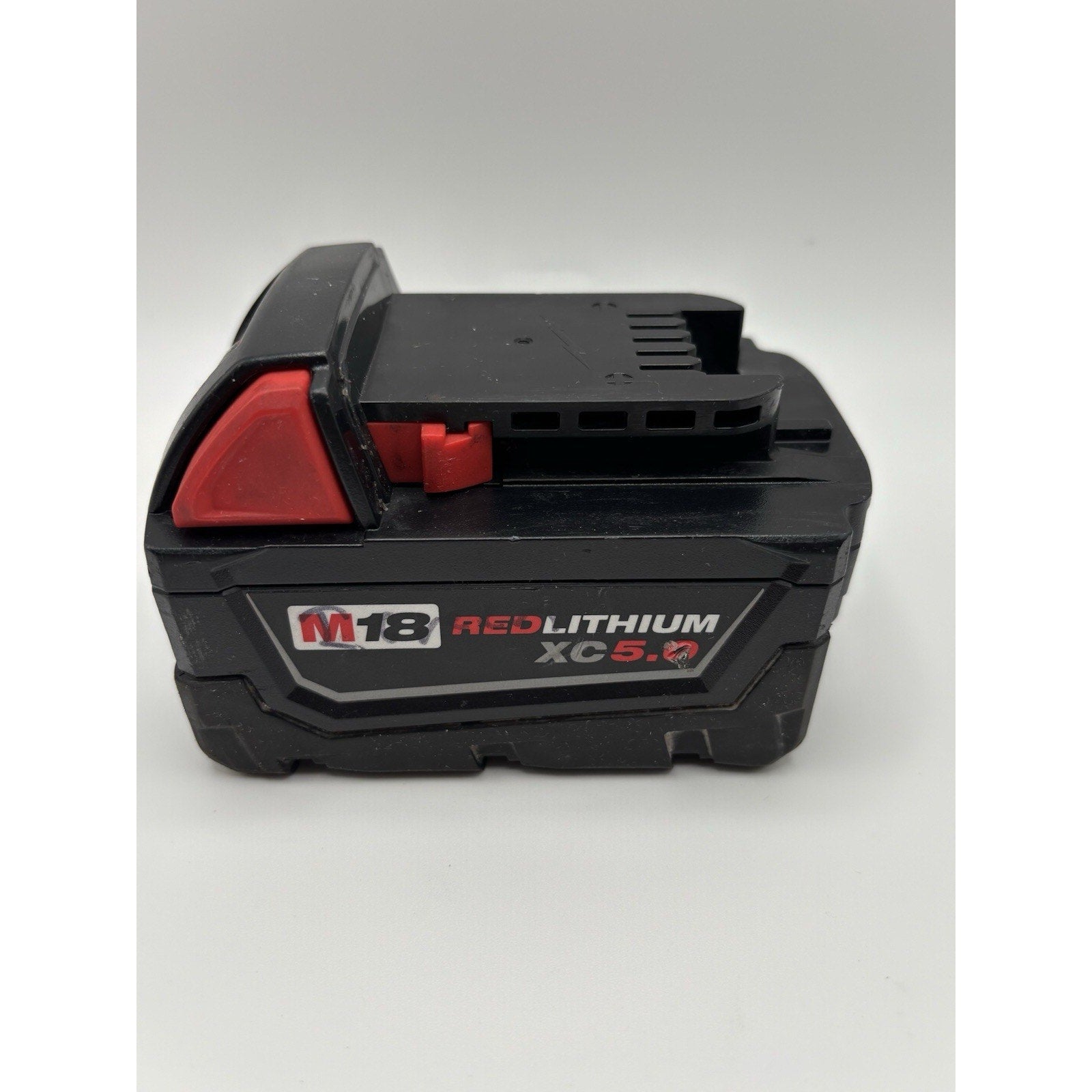 (1) Milwaukee M18 48-11-1850 RED LITHIUM XC 5.0 Battery Pack 18V Genuine