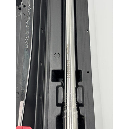 Husky 50 ft. /lbs. to 250 ft. /lbs. 1/2 in. Drive Torque Wrench - (564464)