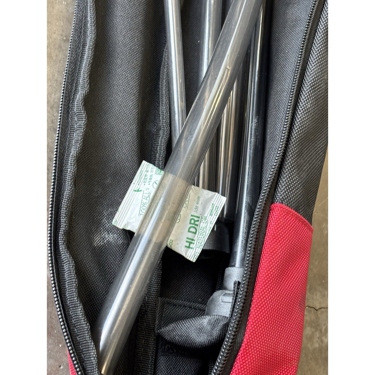 Milwaukee AIR-TIP 4pc Vacuum Attachment Set w/ Carrying Case Black/Red