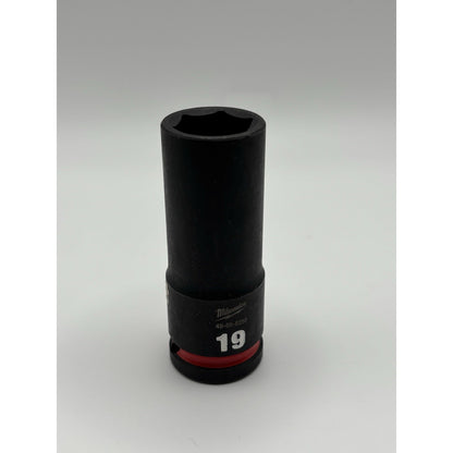 Milwaukee 19 mm SHOCKWAVE Impact Duty 1/2 In Drive Deep Socket 6 Point