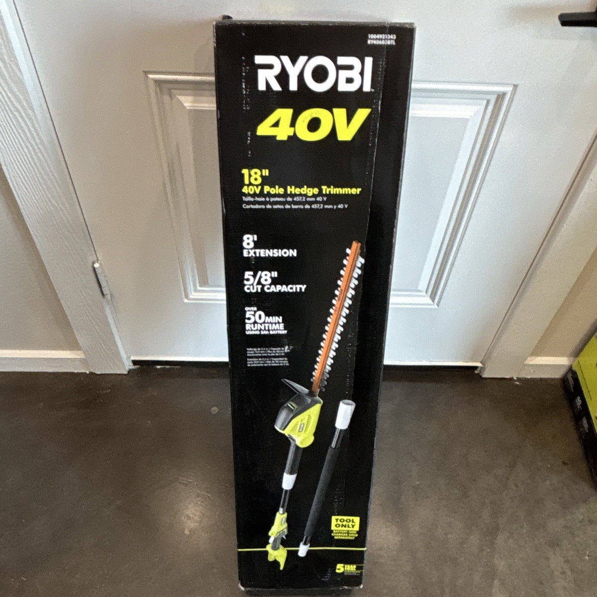 RYOBI 40V 18in Extendable Pole Hedge Trimmer RY40603BTL