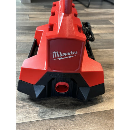 M18 18V Lithium-Ion PACKOUT 6-Port Rapid Charger